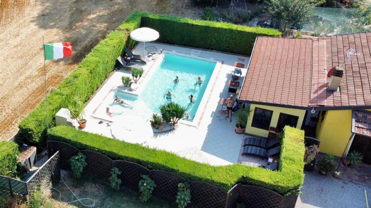 Casa Di Campagna B&B La Corte Ferrara Exterior foto